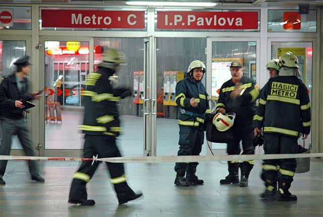 Zásah ve stanici metra I.P. Pavlova kvli rtuti