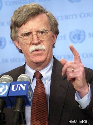 Velvyslanec USA pi OSN John Bolton