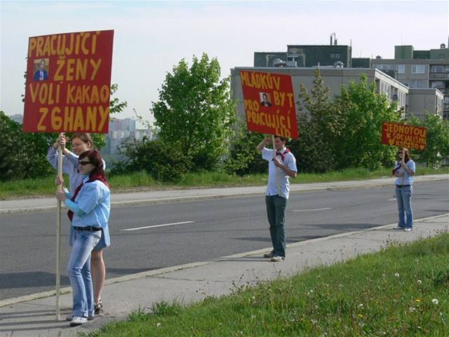 S komunisty do vlády nepjdeme, slíbila SSD.