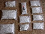Policie u dealer drog nala heroin a pervitin za statisíce. Ilustraní foto