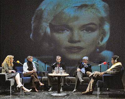 Festival spisovatel - diskuse Kdo zabil Marilyn Monroe?