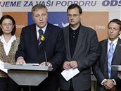 Mirek Topolánek zdraznil, e chce, aby jednání o nové vlád probhla co nejrychleji.