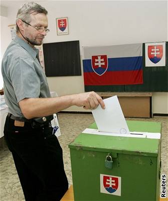Na Slovensku volí lidé prezidenta pímo
