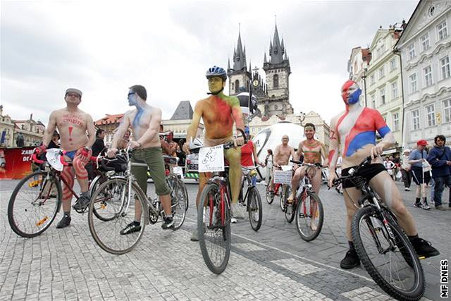 World Naked Bike Ride v Praze