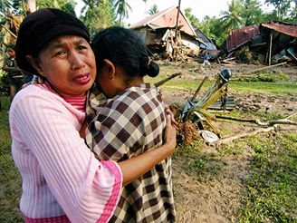 Lijky a sesuvy pdy zashly indonsk ostrov Sulawesi