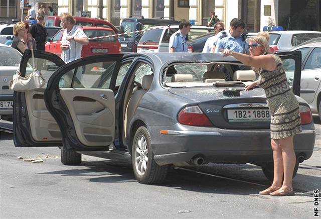 Spadlé leení v Brn poniilo 15 aut