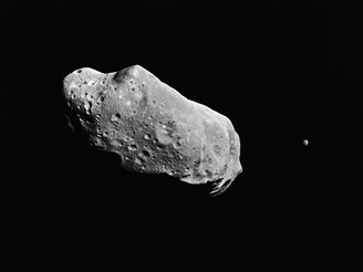 Asteroid by mohl Zemi zasáhnout v roce 2036. Ilustraní foto.