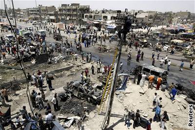 Trit po výbuchu bomby v bagdádské tvrti Sadr