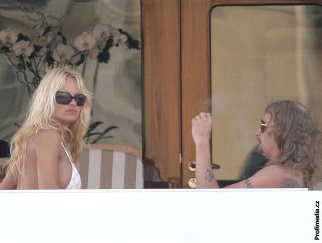 Pamela Andersonová a Kid Rock na dovolené v Saint Tropez