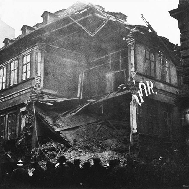 Zícení ásti domu ve Vodikov ulici v roce 1927