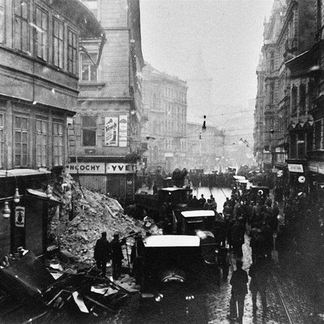 Zícení ásti domu ve Vodikov ulici v roce 1927