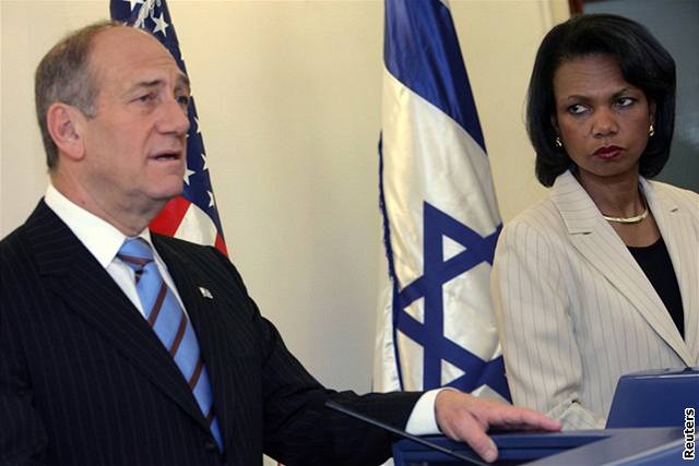 Izraelský premiér Ehud Olmert se v Jeruzalému setkal s Condoleezzou Riceovou