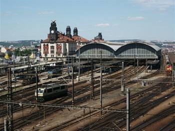Hlavní nádraí v Praze prochází rekonstrukcí. Nkteré vlaky sem o prázdninách nebudou jezdit. Ilustraní foto