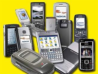 Mobil msíce - erven a ervenec 2006