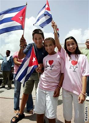 Oslavy nemoci Fidela Castra v USA