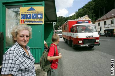 Z Telnice jela místo autobusu hasiská avia.