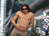 Howard Wong v poadu Pants Off, Dance Off