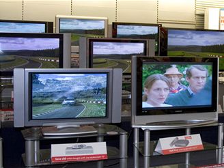 Firmy vyrobí pítí rok na naem území 13 milion televizí, tj. jednu obrazovku na kadého echa. Ilustraní foto.