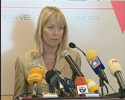 Pavla Topolánková neváhá ped volbami kritizovat vládu svého chot.
