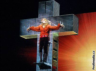 Madonna - Confessions Tour, ím