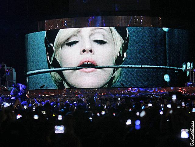 Madonna - Confessions Tour