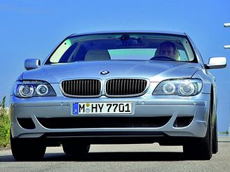 BMW ady 7 epuje i vodk