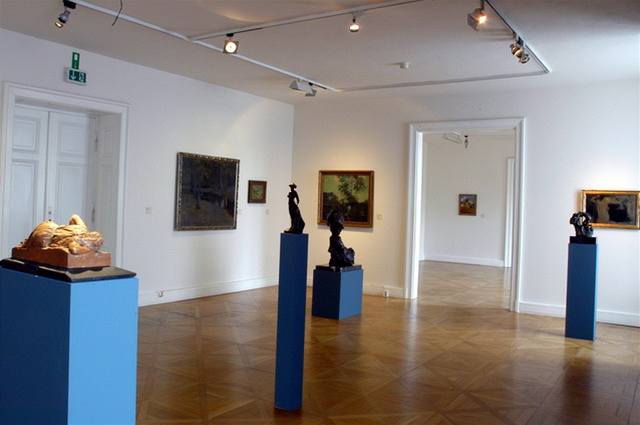 Pohled do nové expozice Moravské galerie (2006)