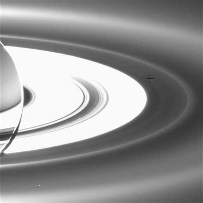 Saturn má o prsten více
