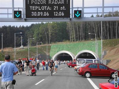 Tunel Valík na dálniním obchvatu Plzn