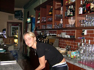 Maruka - barmanka v Tachov