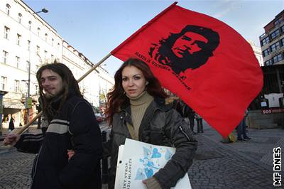 Aktivisté KSM na snímku z roku 2006.