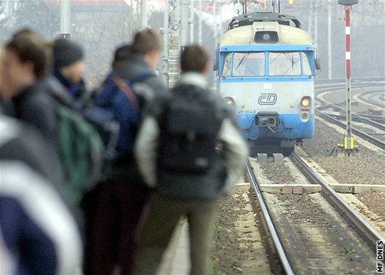 Netstí se stalo na seazovacím vlakovém nádraí v eských Budjovicích. Ilustraní foto