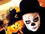 iDnes celebrates Halloween: describing this event in English