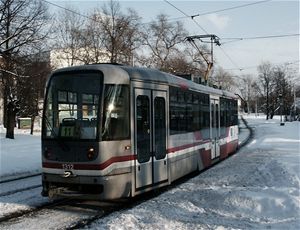 Prvn dv  modernizovan tramvaje  nemaj typick ostravsk modrobl ntr