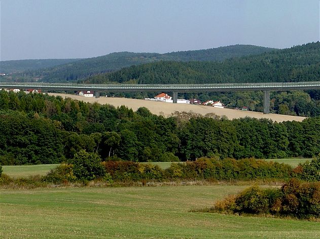 Vizualizace pemostní Zahoanského údolí u obce Libe