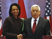 Mahmúd Abbás s americkou ministryní zahranií Condoleezzou Riceovou.
