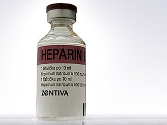 Týdny po uívání heparinu se me pacientm ucpat tepna krevní sraeninou.