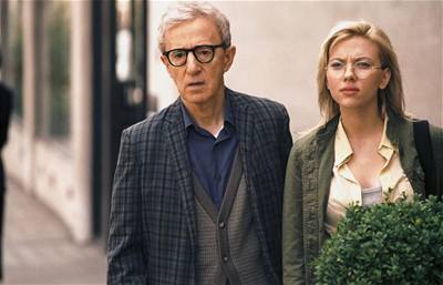 Woody Allen a Scarlett Johansonová - Sólokapr