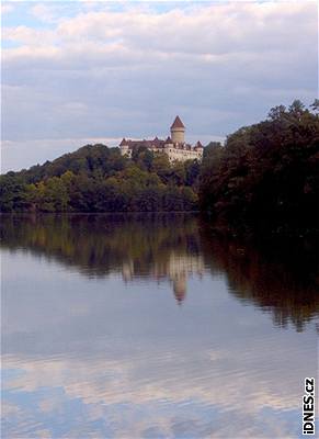 Pravnuka Frantika Ferdinanda ádá o vydání zámku Konopit.