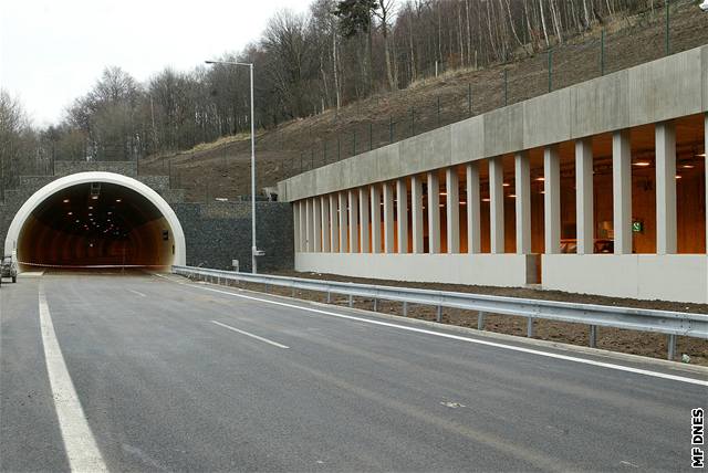 Tunel Libouchec na D8 (20. prosince 2006)