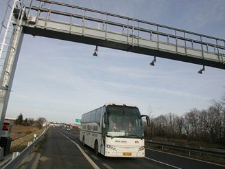 Pokud úspnost výbru mýta klesne pod 95 procent, musí Kapsch doplácet.