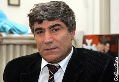 Hrant Dink byl loni odsouzen za uráku tureckého národa.