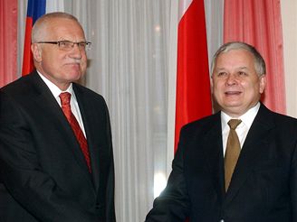 Vclav Klaus se bhem nvtvy v Polsku setkal s polskm prezidentem Lechem Kaczynskim.