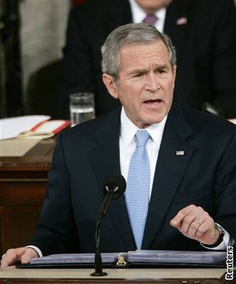 Americký prezident Bush uspoádal tiskovou konferenci ped cestou do Evropy