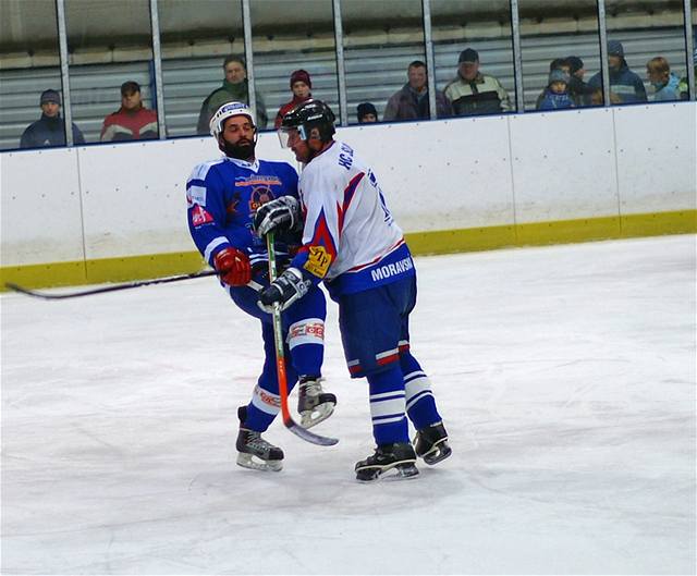 Martin Dejdar se na led srazil s hráem z druhého týmu