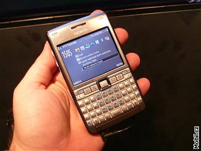 Nokia E61i