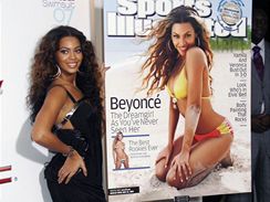 Zpvaka a hereka Beyonc Knowlesov pzuje ped oblkou Sports Illustrated 2007 Swimsuit 