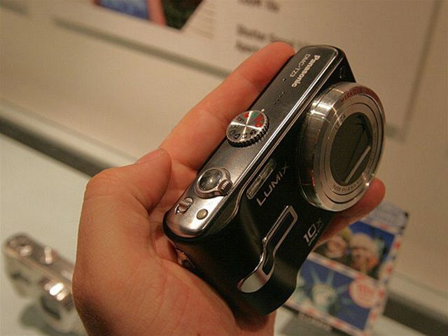 Panasonic novinky 2007 - Lumix TZ3