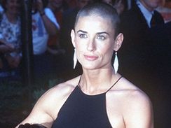 Hereka Demi Moore si hlavu vyholila kvli filmu G.I. Jane. Na snmku s dcerou Rumer