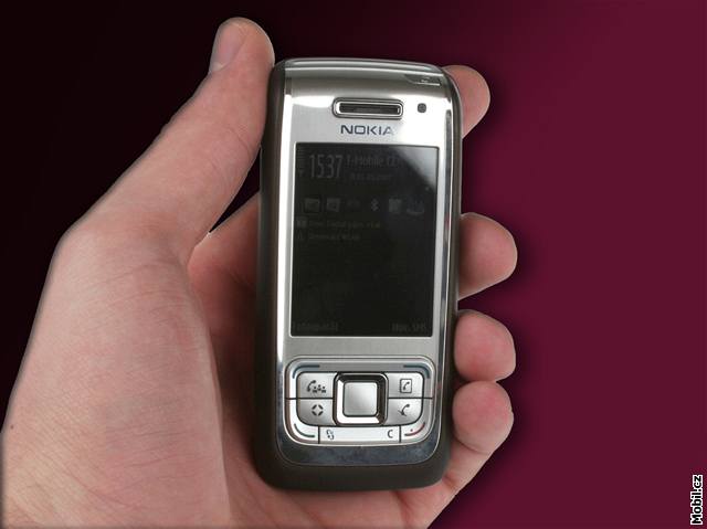 Nokia E65 - nová manaerská stylovka